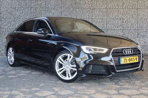 Audi A3 Limousine 30 TFSI I Geen Import I S-Line I Cruise Control I LED