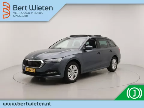 &Scaron;koda Octavia Combi 1.0 TSI | Geen import | Panoramadak | Parkeersensoren | Stoelver