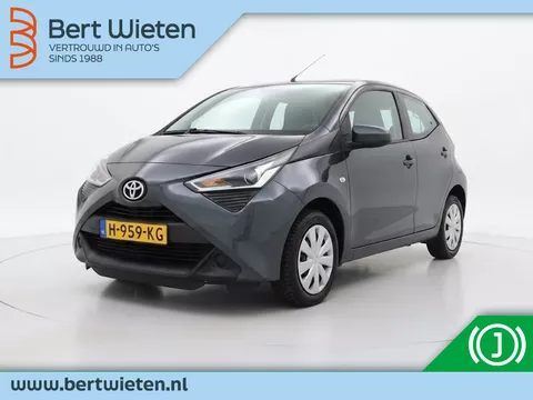 Toyota Aygo 1.0 VVT-i x-fun | Geen import | Navigatie | Airco