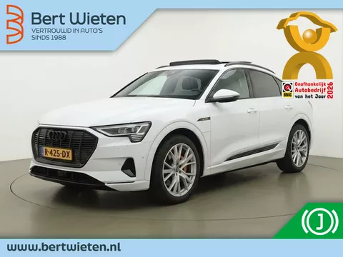 Audi e-tron Sportback 55 quattro S Line | Trekhaak | Schuifdak | Luxe stoelen